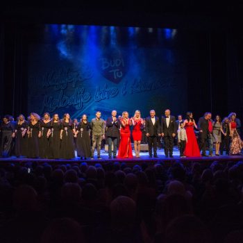 U prepunom HNK u Rijeci održan sedmi po redu humanitarni koncert “BUDI TU”