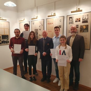 Potpisani ugovori o stipendiranju 8 nadarenih učenika i studenata